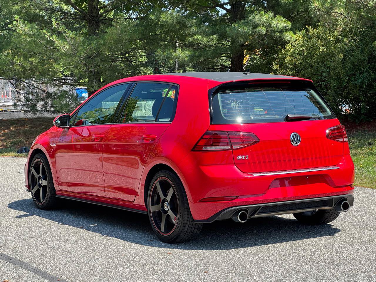 Used 2019 Volkswagen GTI S w/ Driver Assistance Package FWD image 4