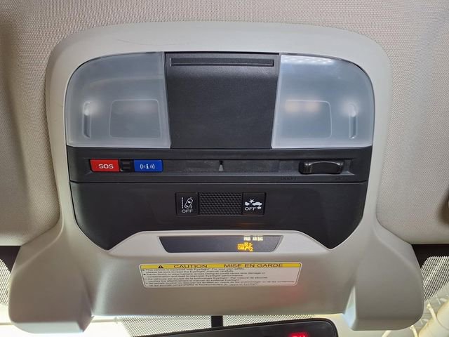 Used 2023 Subaru Crosstrek 2.5i Limited w/ Popular Package #3 image 17