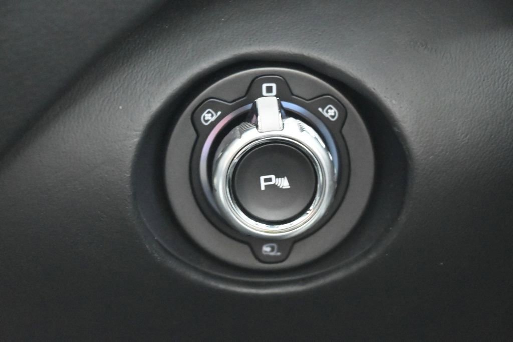 Used 2019 McLaren 720S Luxury RWD image 19