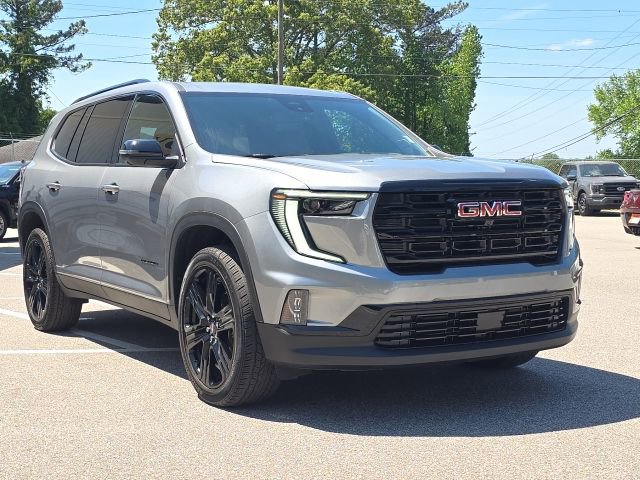 Used 2025 GMC Acadia Elevation w/ Elevation Premium Package image 7