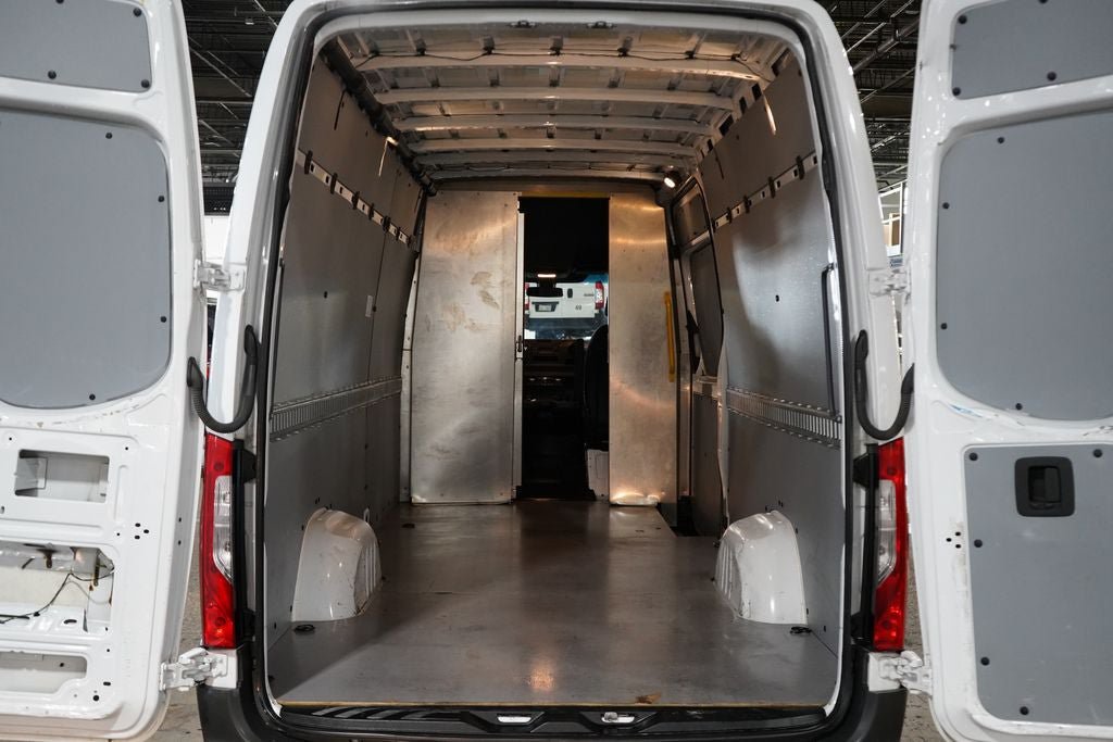 Used 2023 Mercedes-Benz Sprinter 2500 image 18