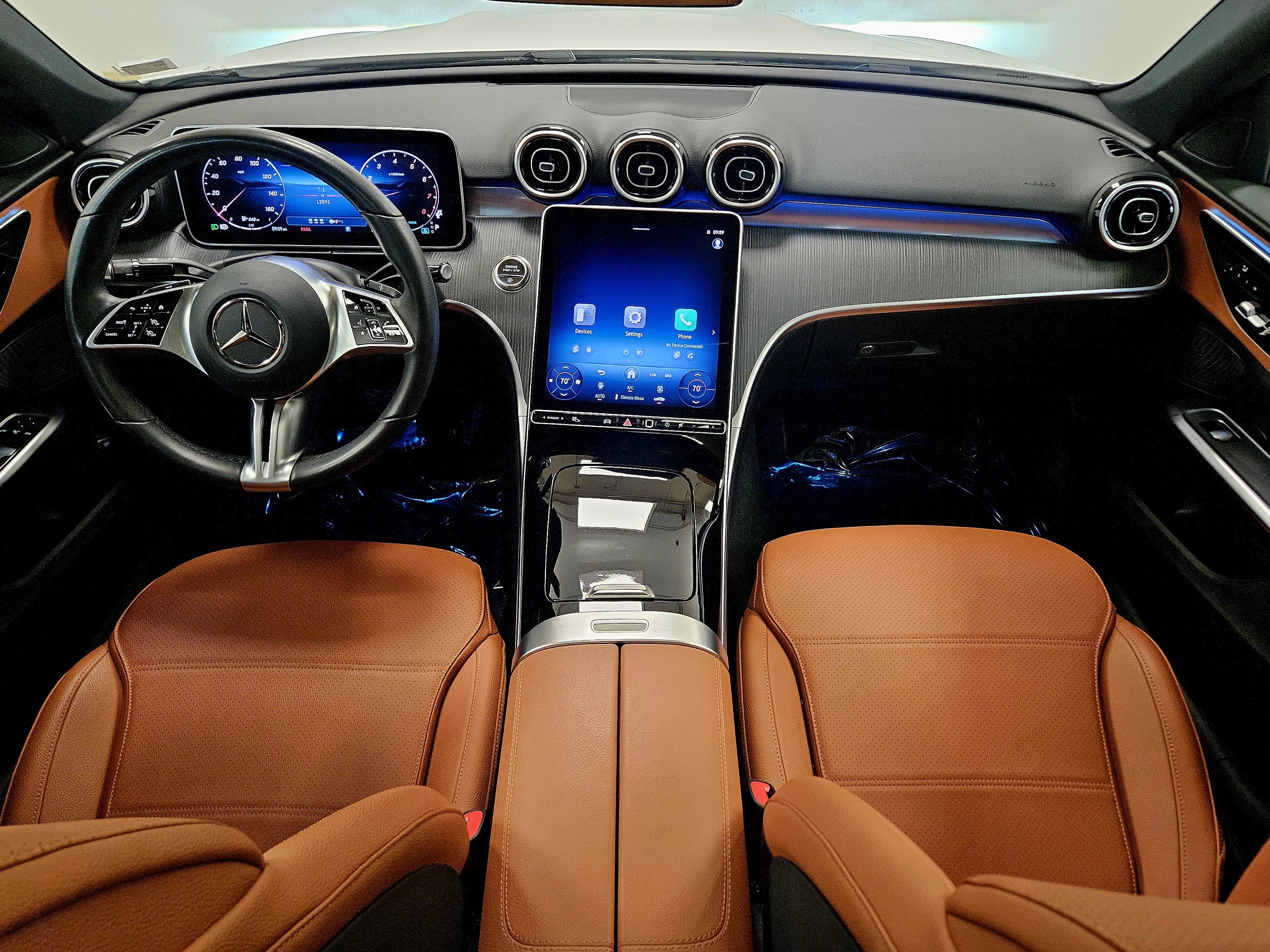 Used 2025 Mercedes-Benz C 300 4MATIC Sedan image 12