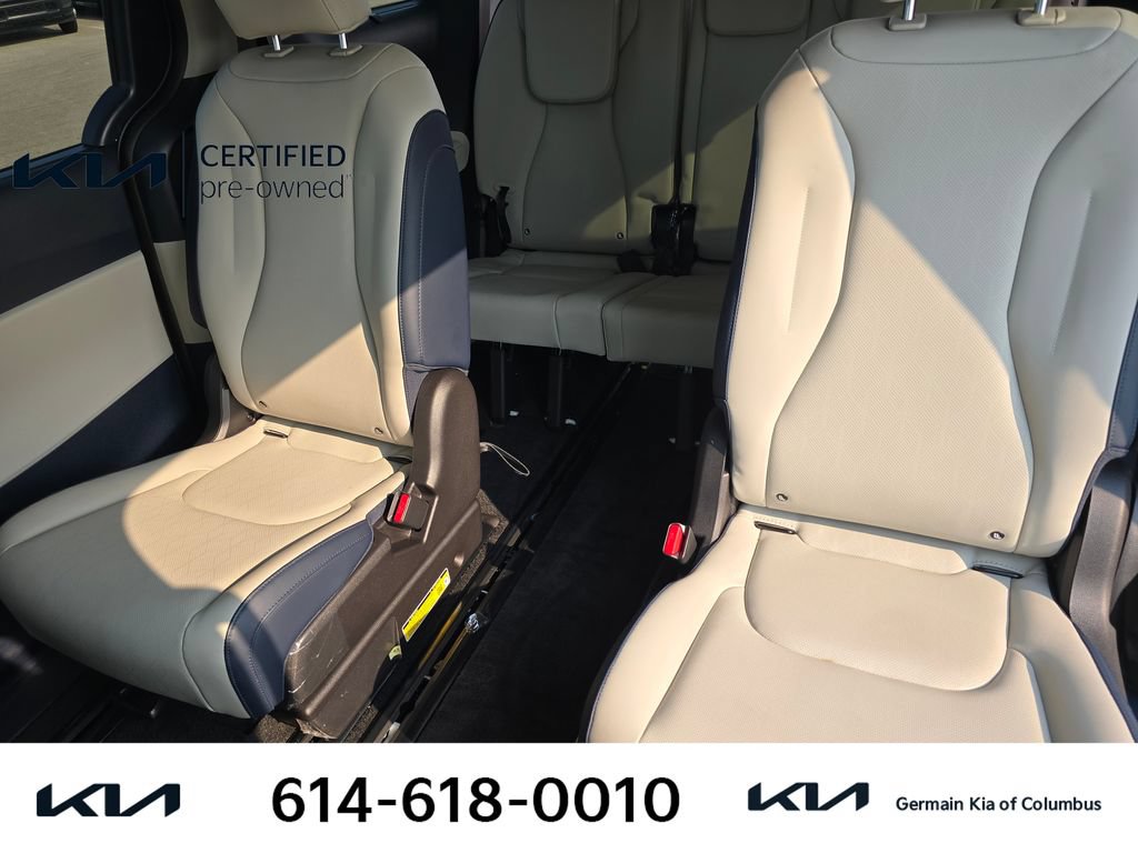 Certified 2026 Kia Carnival EX FWD image 18