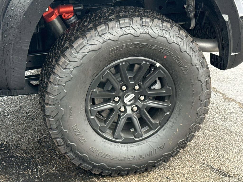 Certified 2025 Ford F150 Raptor image 31