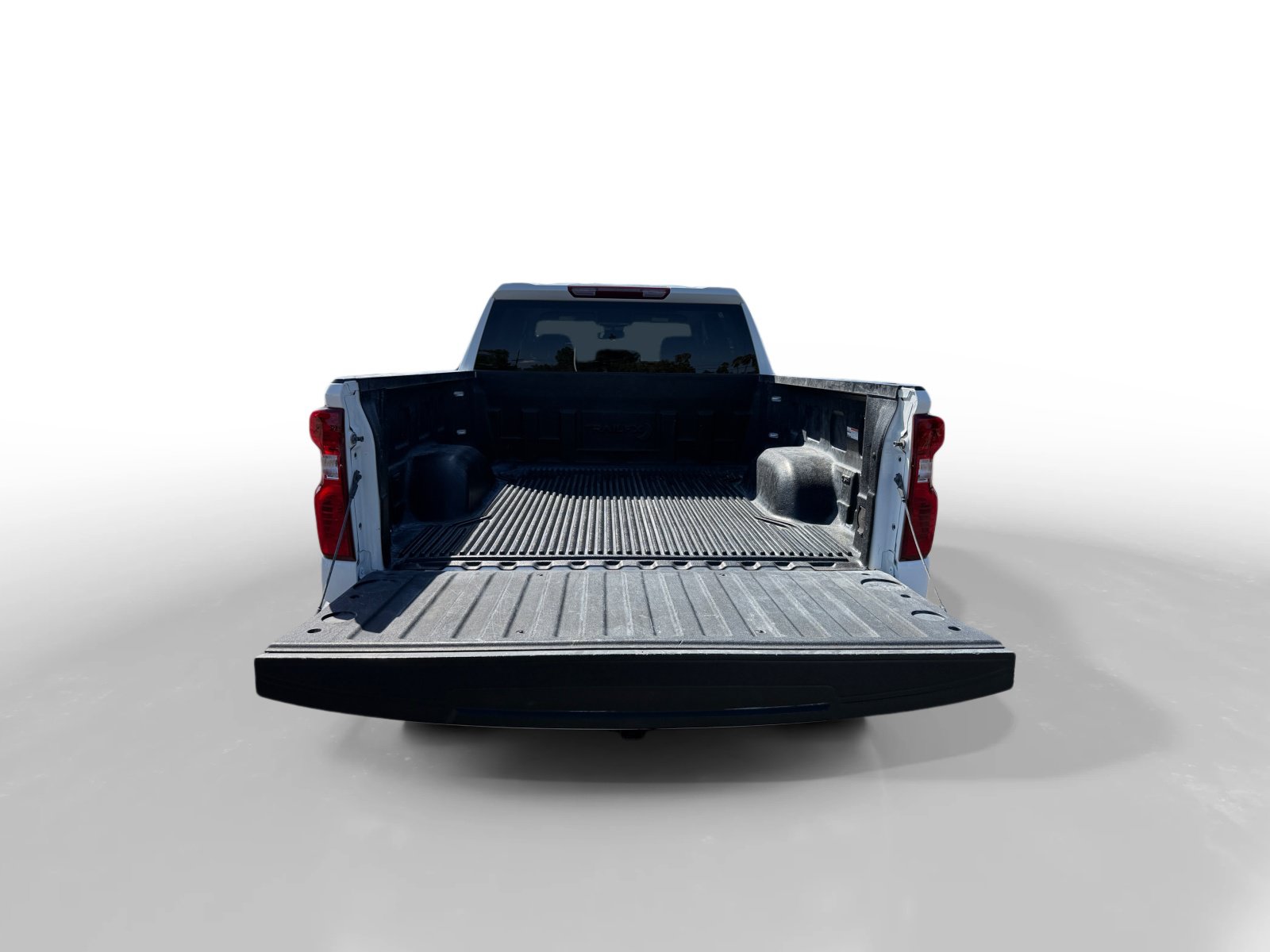 Used 2025 Chevrolet Silverado 1500 LT RWD image 17