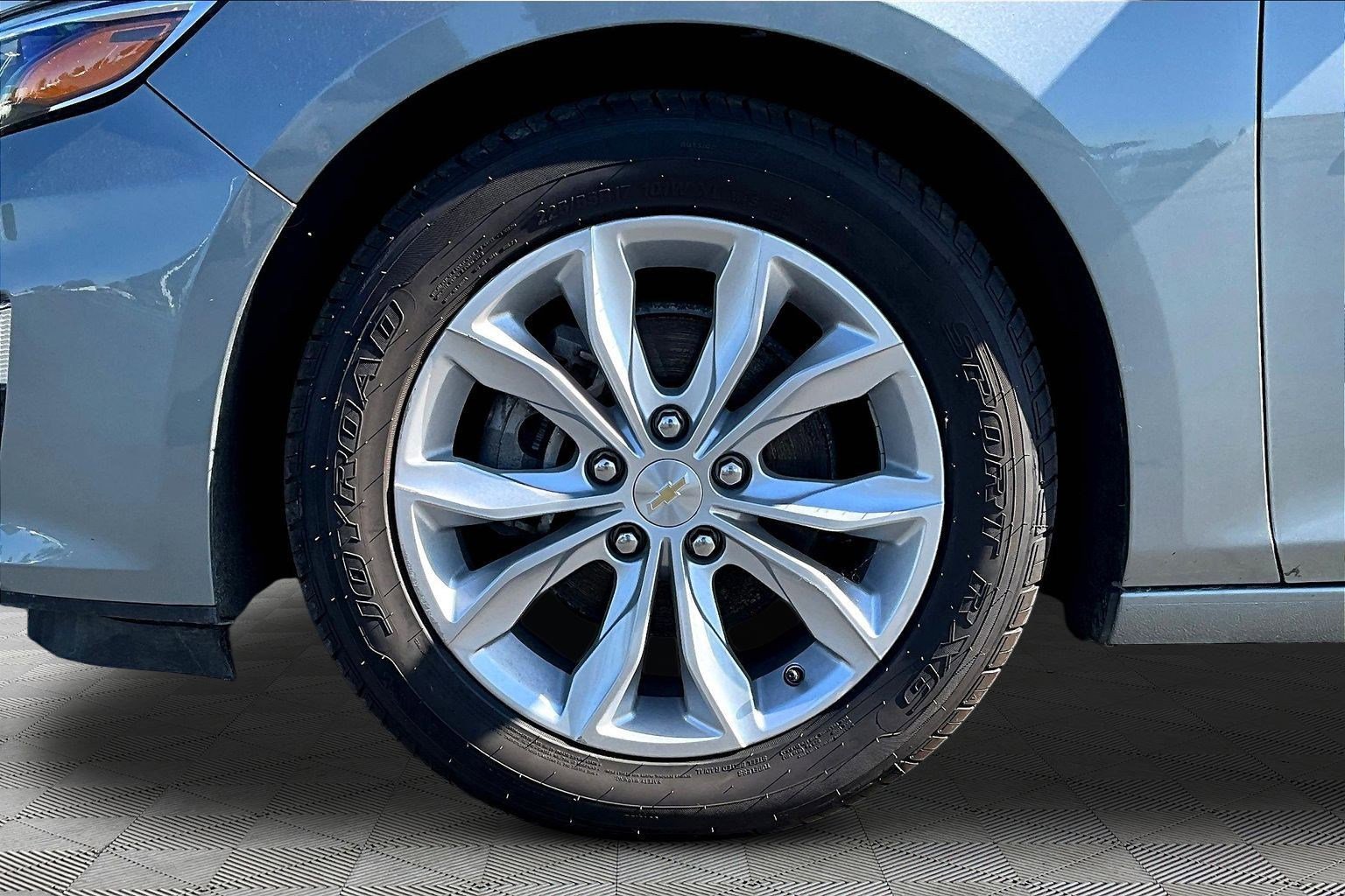 Used 2023 Chevrolet Malibu LT FWD image 31