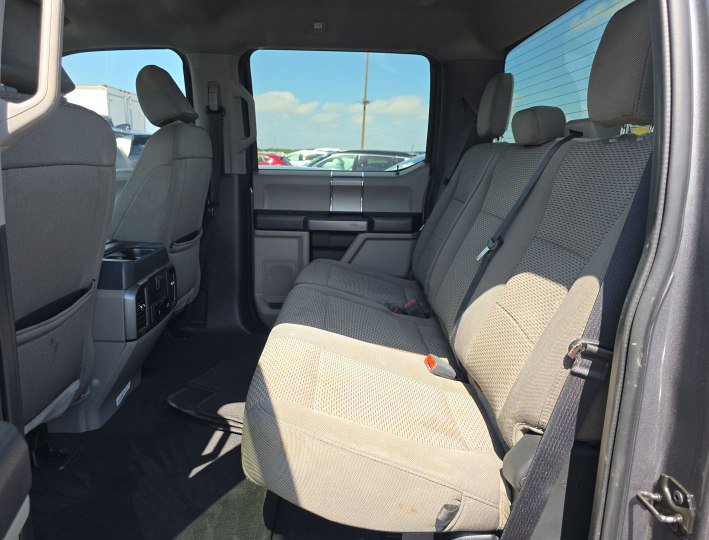 Used 2022 Ford F250 XLT w/ XLT Premium Package AWD/4WD image 4