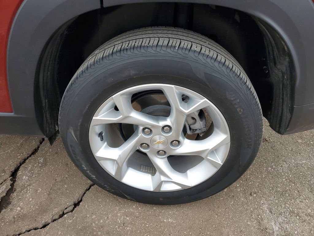 Certified 2024 Chevrolet Trax LS w/ LS Convenience Package image 27