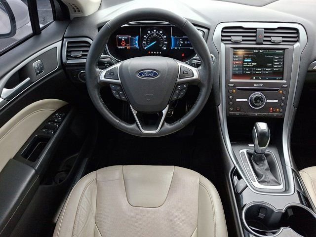 Used 2016 Ford Fusion Titanium FWD image 14