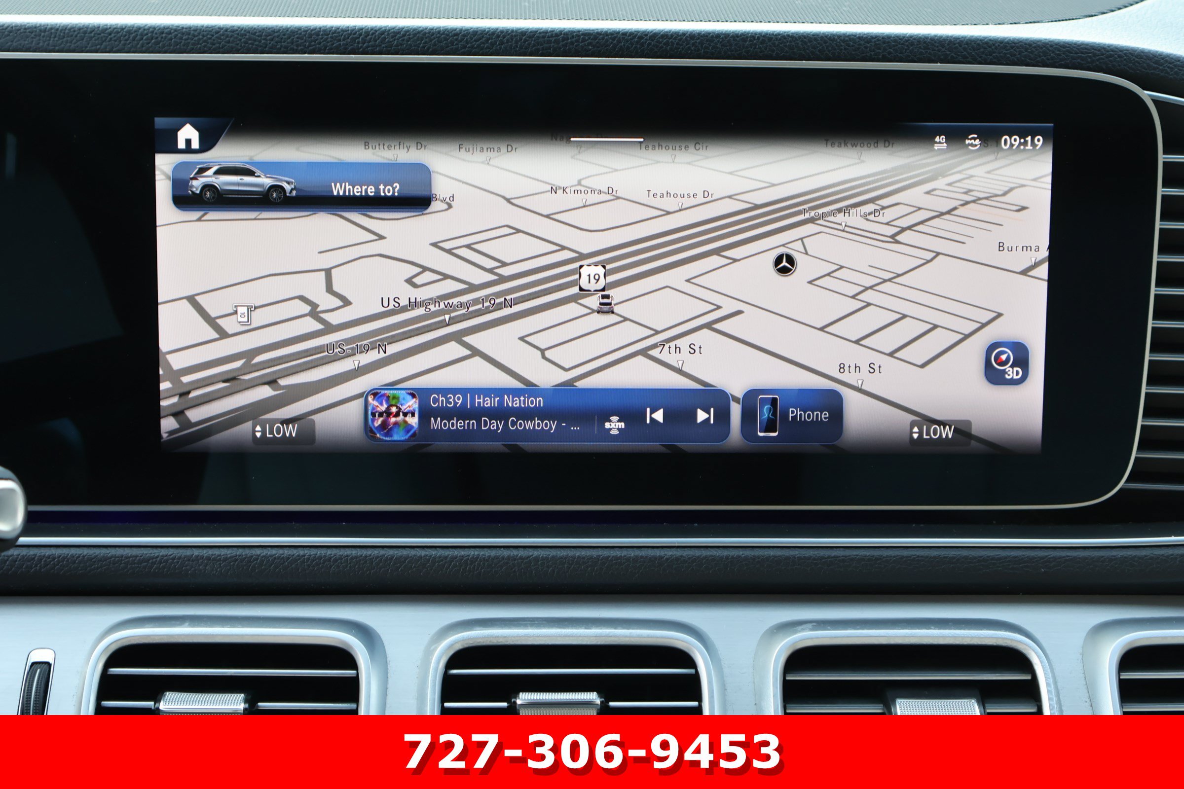 Certified 2025 Mercedes-Benz GLE 350 4MATIC image 3
