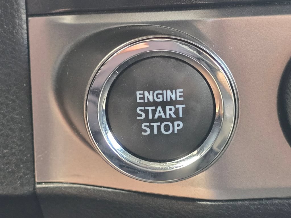 Certified 2023 Toyota Tacoma SR5 AWD/4WD image 30