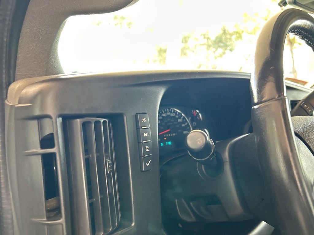 Used 2023 GMC Savana 3500 w/ Power Convenience Package image 32