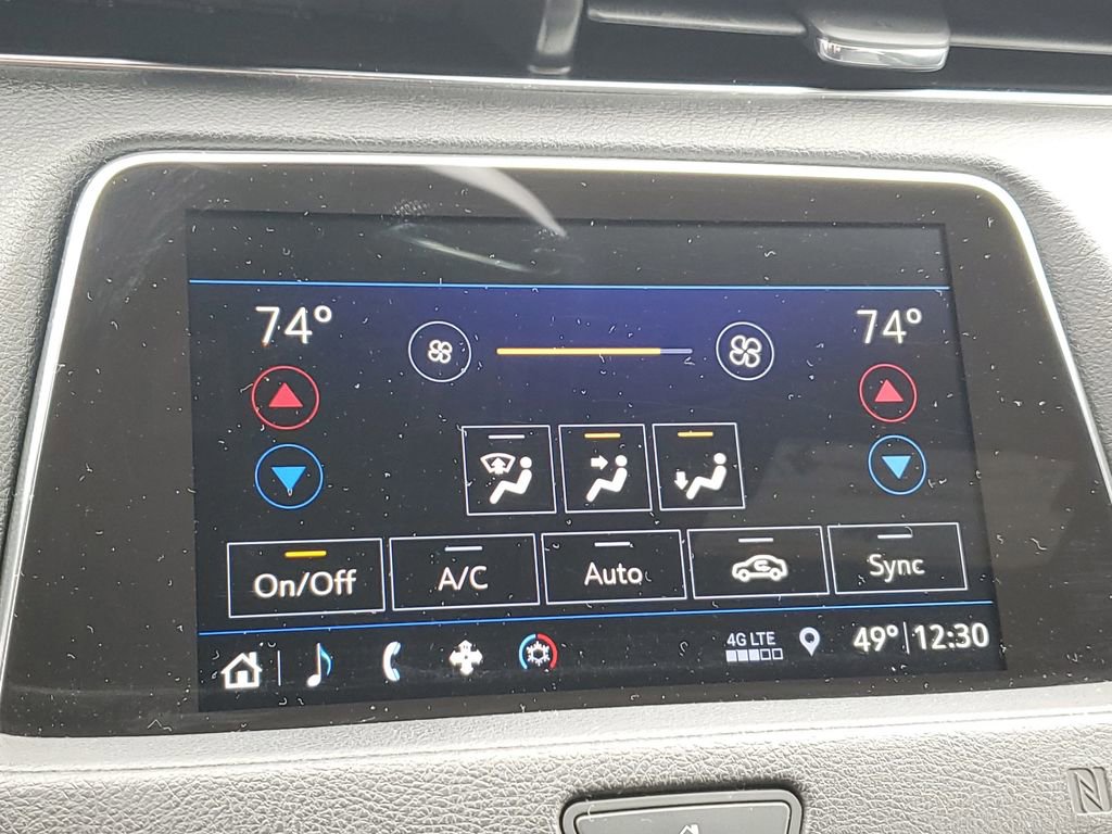 Used 2019 Cadillac XT4 Premium Luxury w/ Cold Weather Package image 14