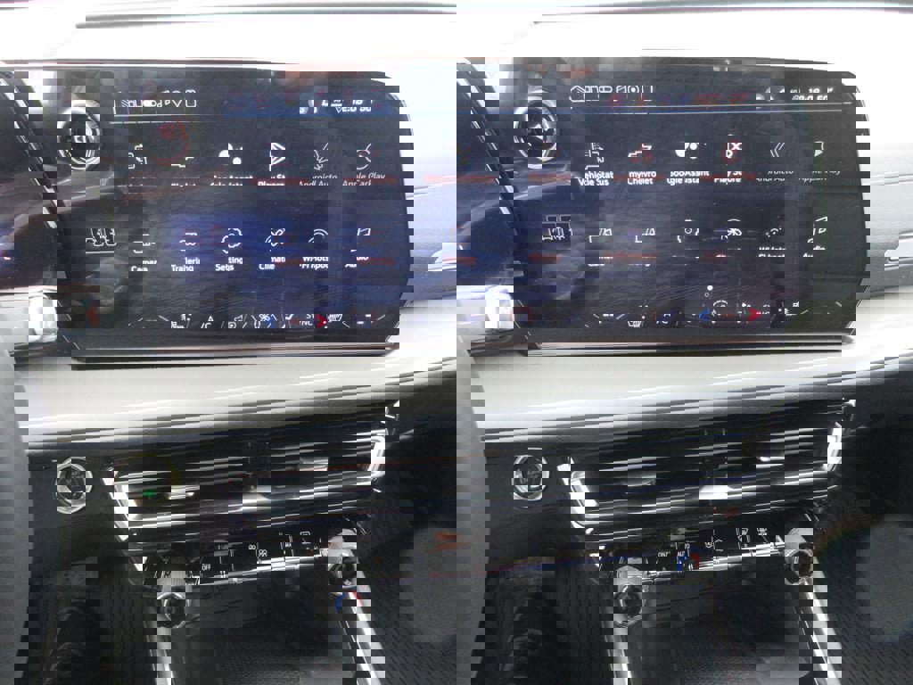 New 2026 Chevrolet Traverse LT w/ Sun and Wheel Package image 29