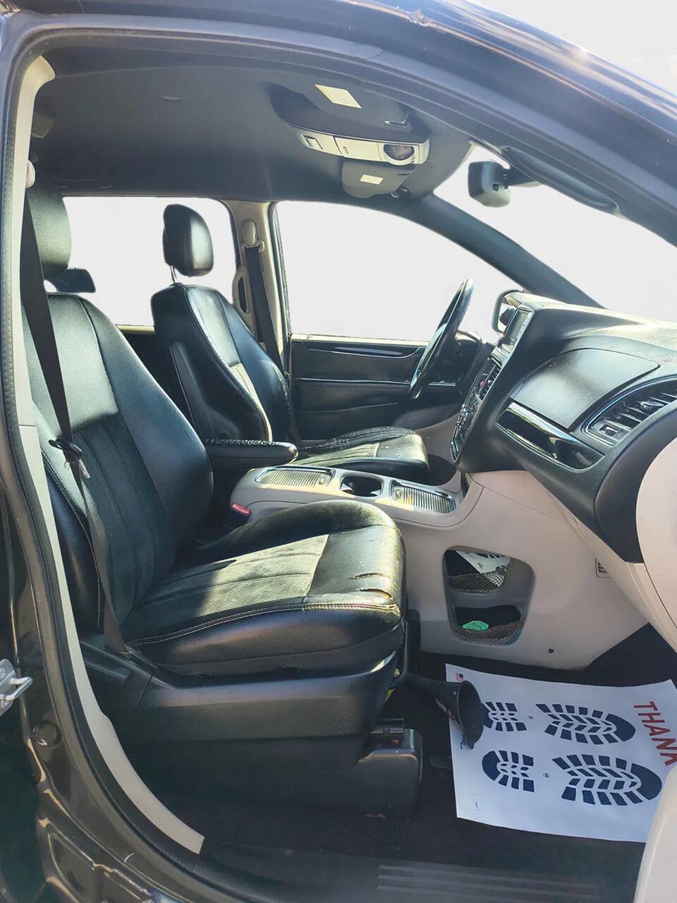 Used 2018 Dodge Grand Caravan SXT image 11