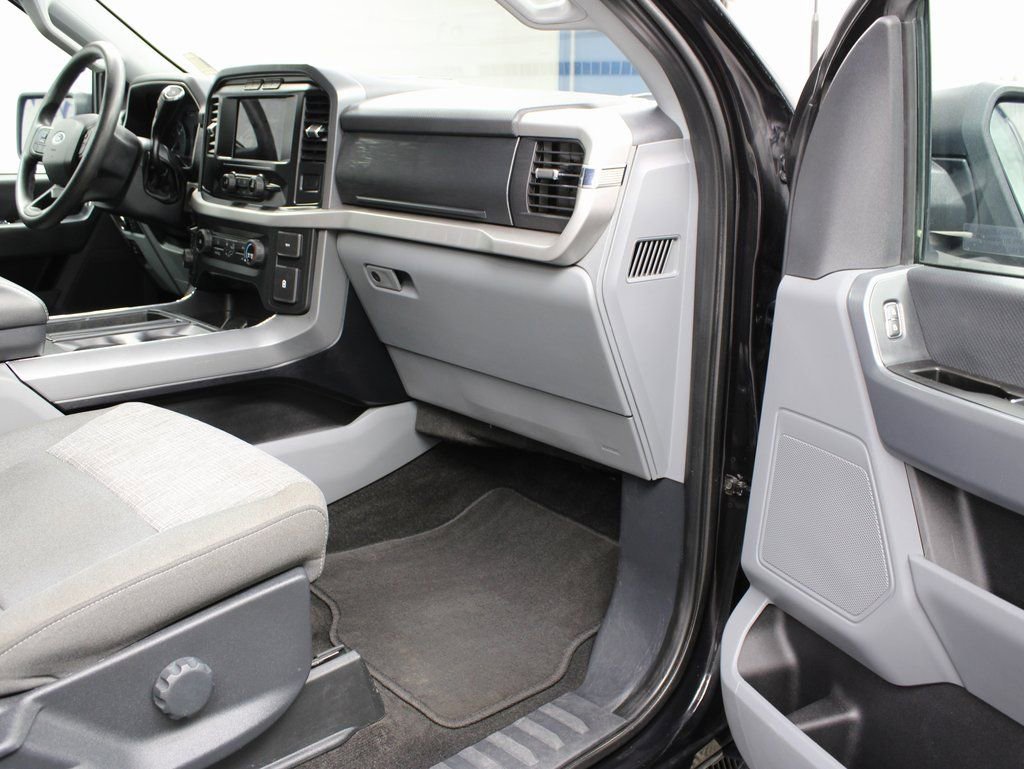Used 2022 Ford F150 XLT image 28