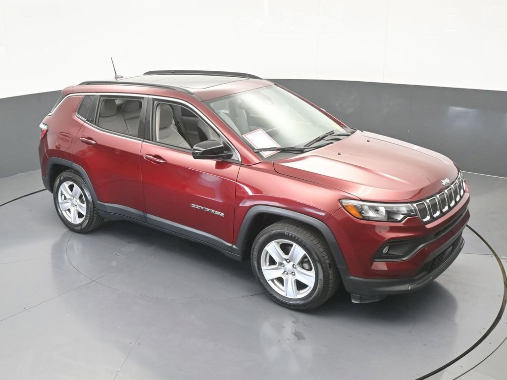 Used 2022 Jeep Compass Latitude w/ Sun and Sound Group image 53