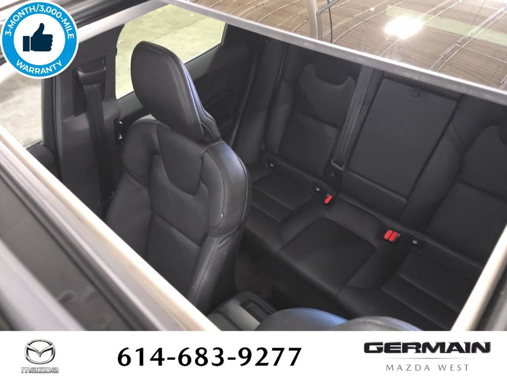 Used 2023 Volvo XC60 B5 Plus image 22