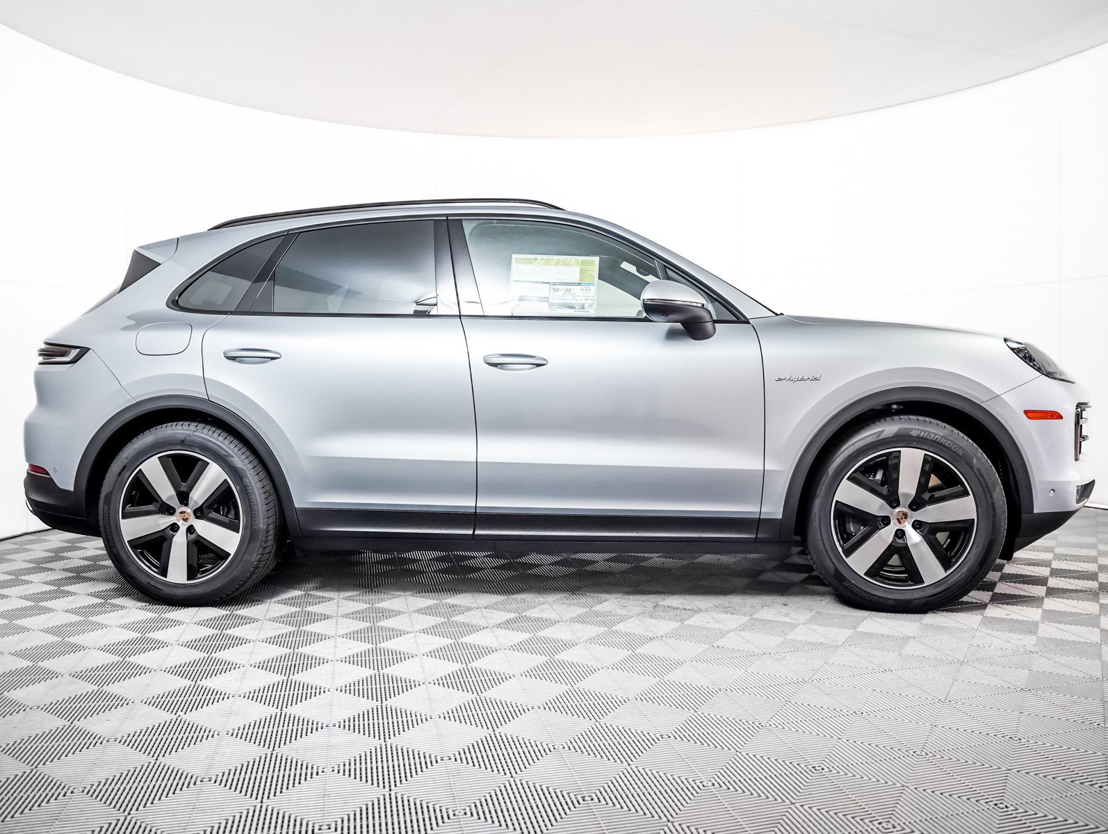 New 2026 Porsche Cayenne E-Hybrid image 9