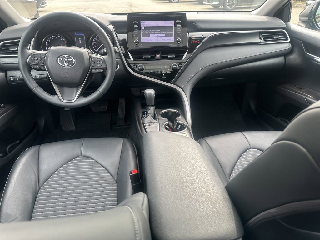 Used 2023 Toyota Camry SE w/ Cold Weather Package image 27