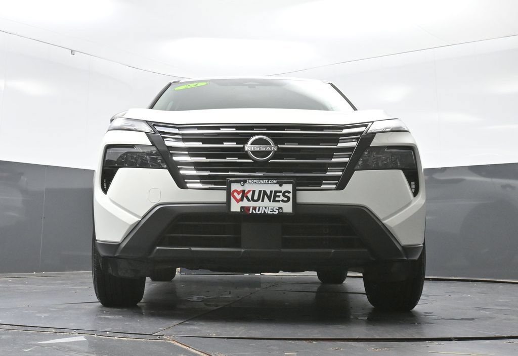 Used 2024 Nissan Rogue S FWD image 50