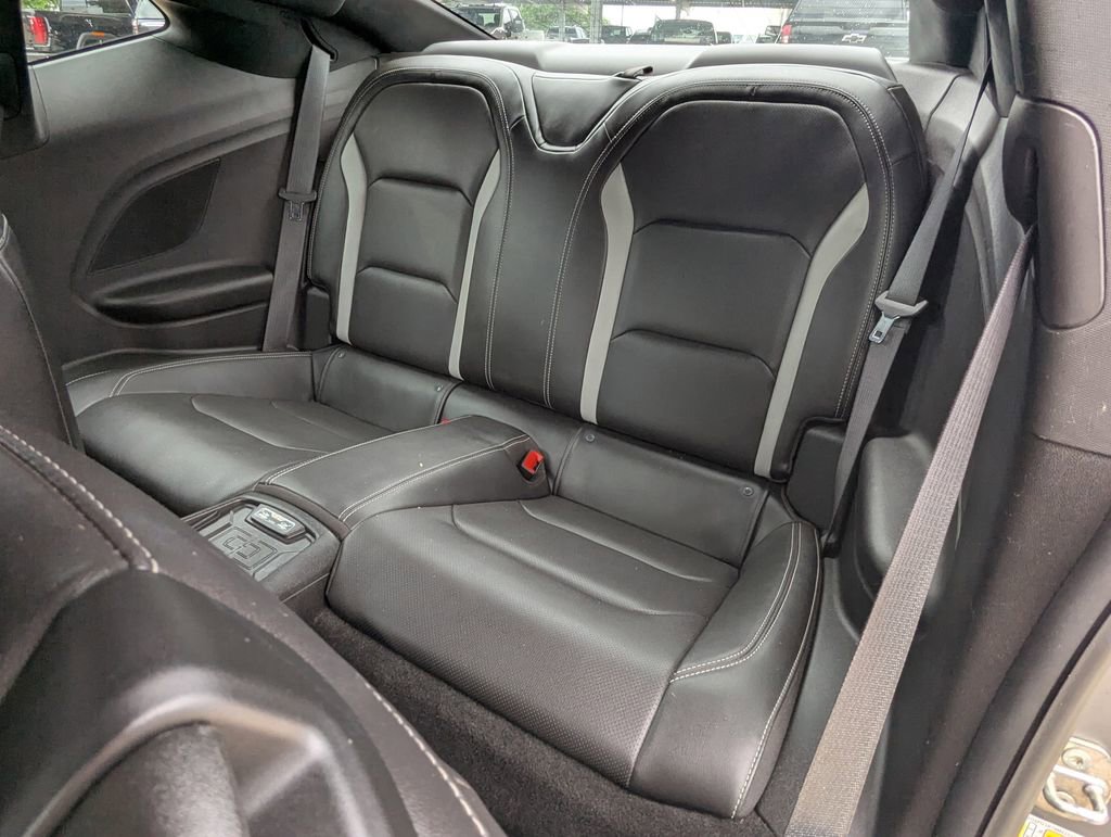 Used 2021 Chevrolet Camaro SS RWD image 18