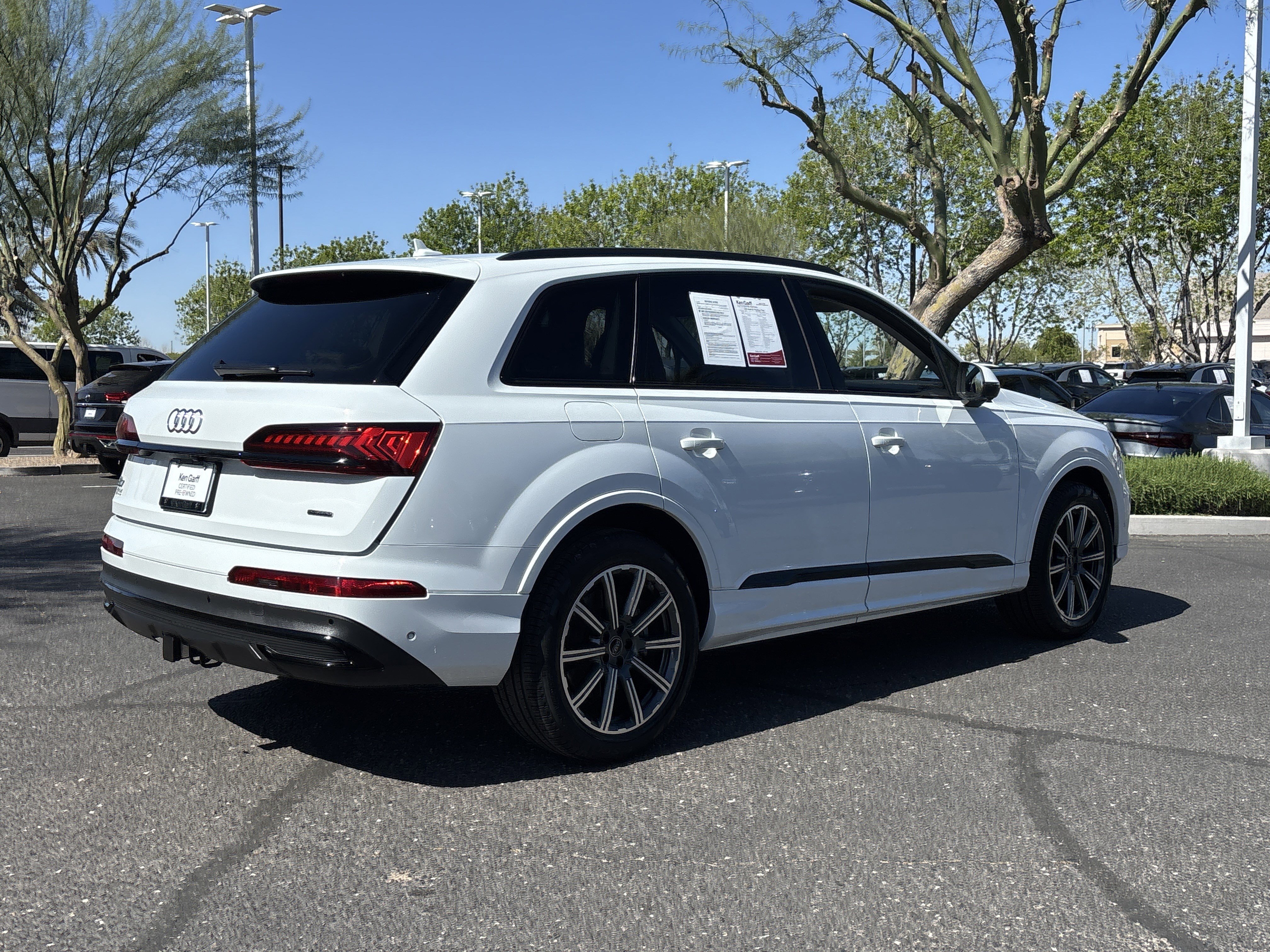 Used 2023 Audi Q7 Premium Plus w/ Premium Plus Package image 4