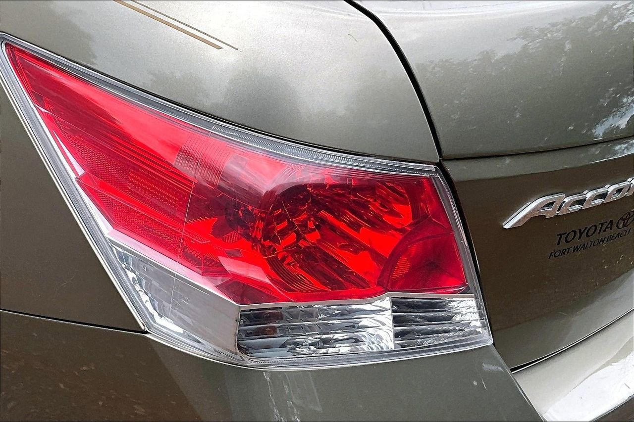 Used 2010 Honda Accord LX-P image 19