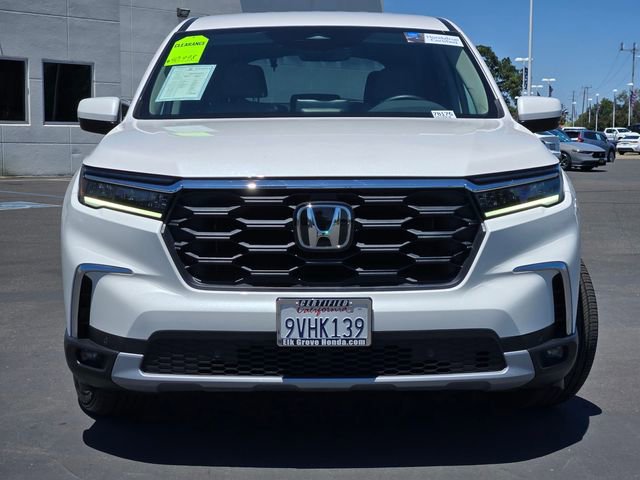 Used 2025 Honda Pilot EX-L image 2