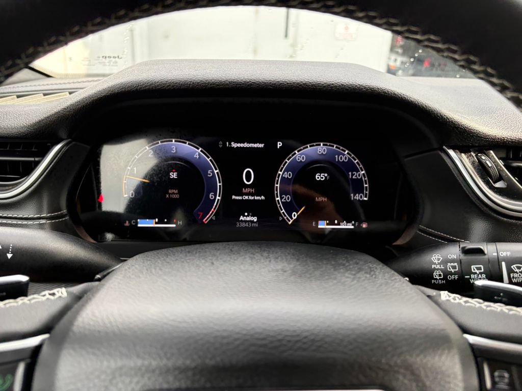 Used 2024 Jeep Grand Cherokee Altitude AWD/4WD image 19