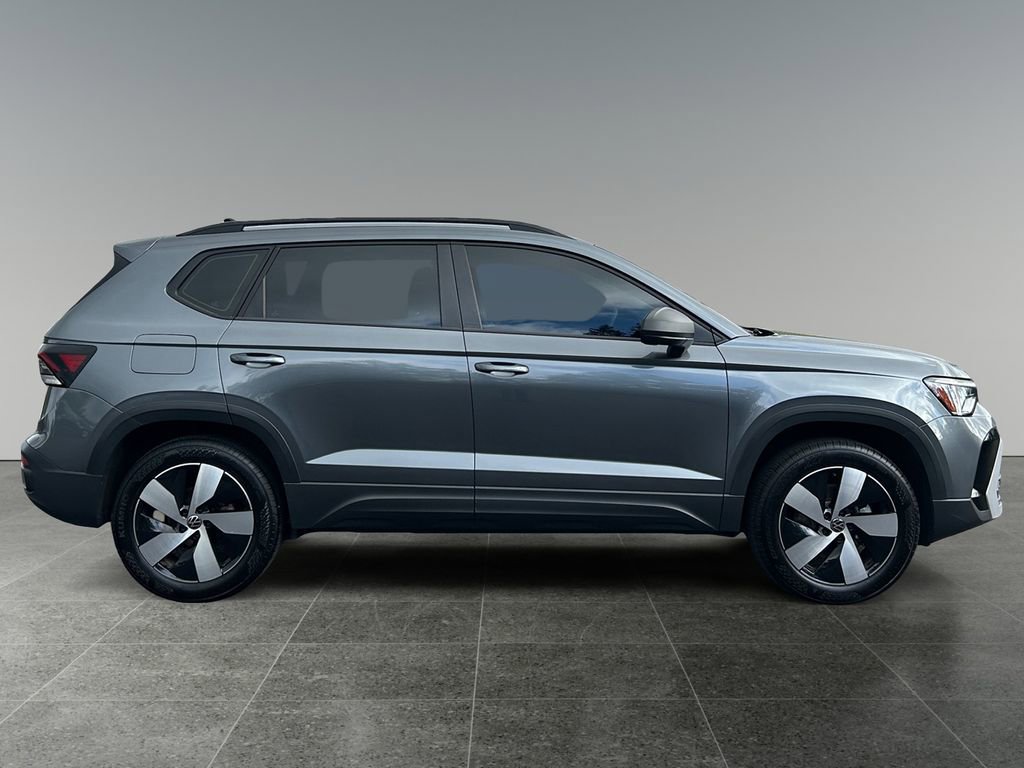 Used 2025 Volkswagen Taos S AWD/4WD image 8
