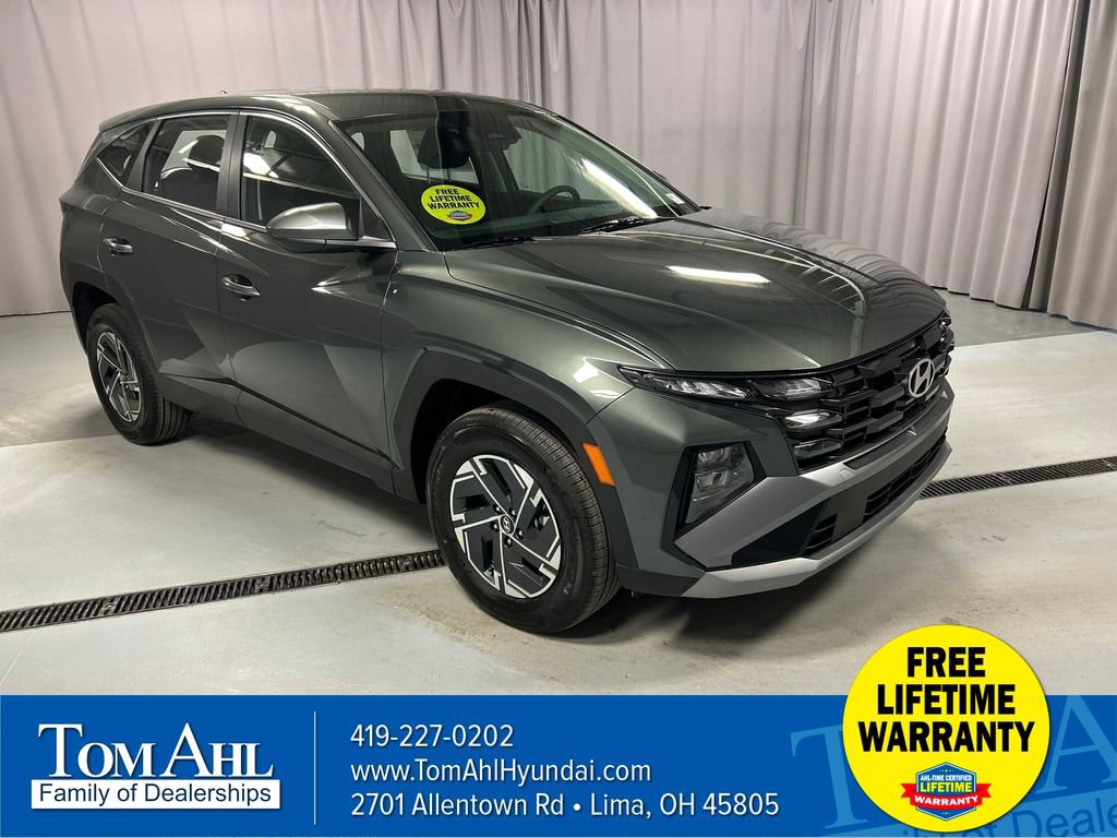 New 2026 Hyundai Tucson Blue SE image 1