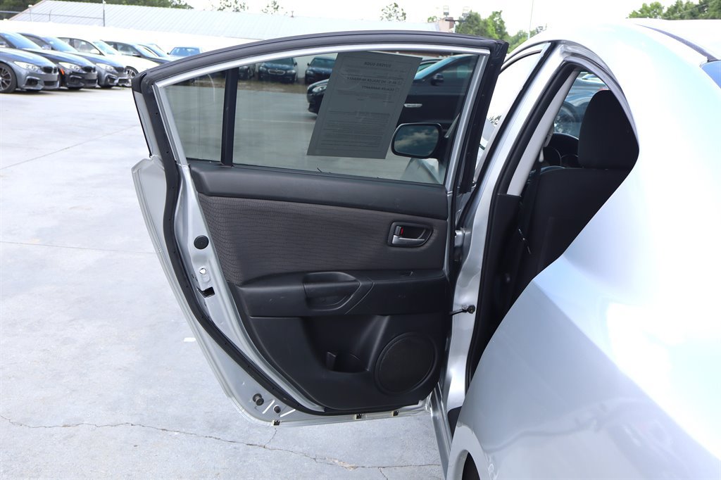 Used 2007 MAZDA MAZDA3 i Touring FWD image 29