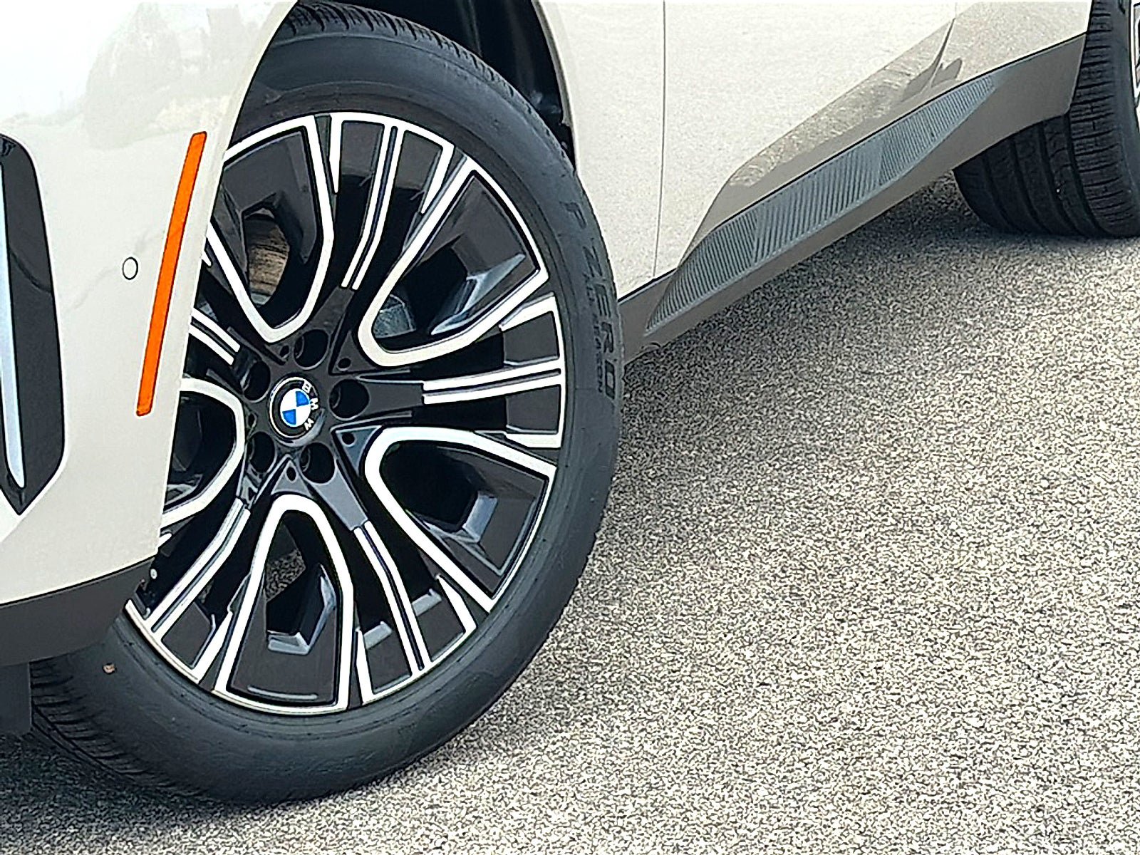 New 2026 BMW X3 xDrive30i w/ Convenience Package AWD/4WD image 3
