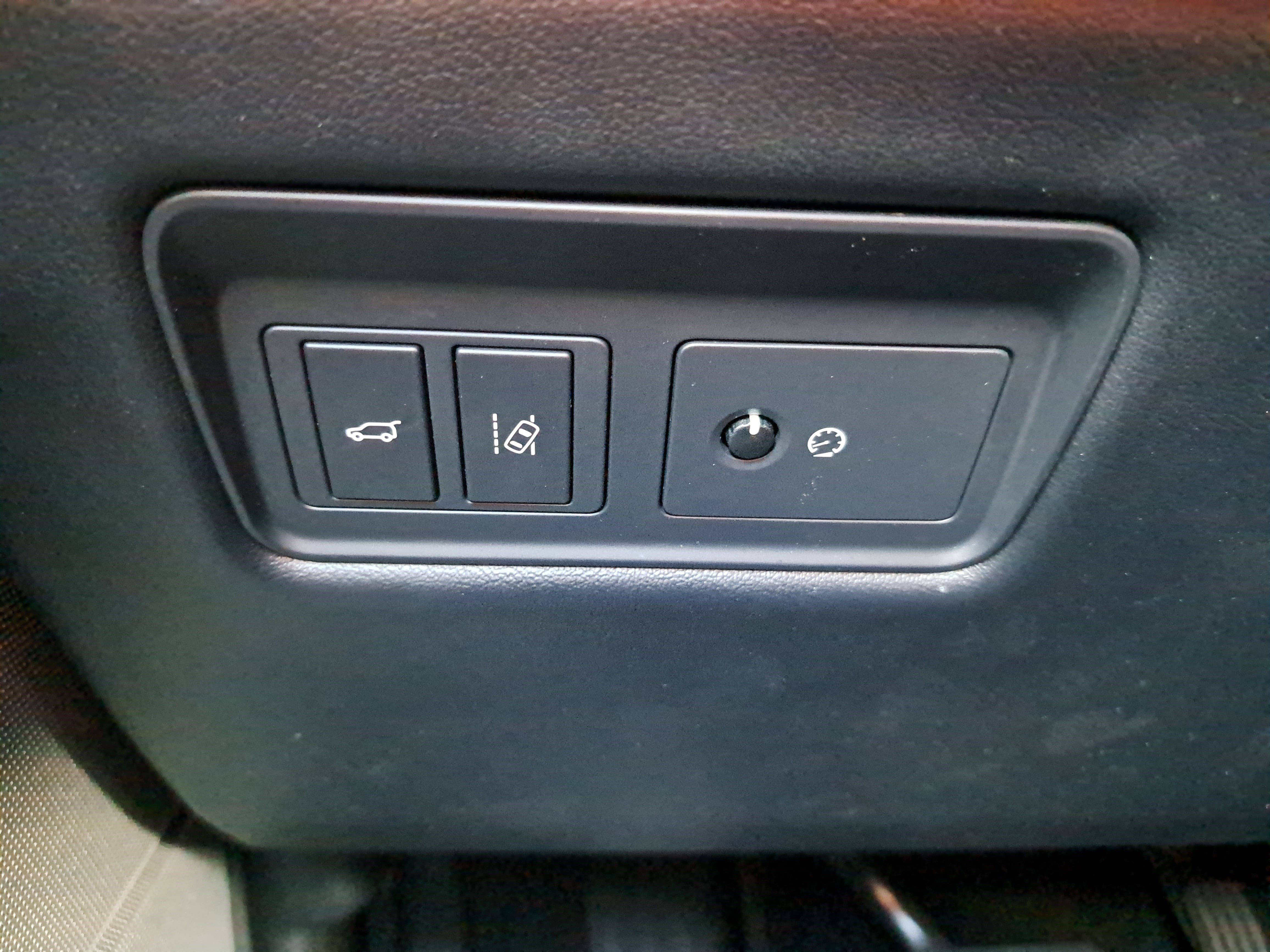 Used 2016 Land Rover Range Rover Sport HSE image 25