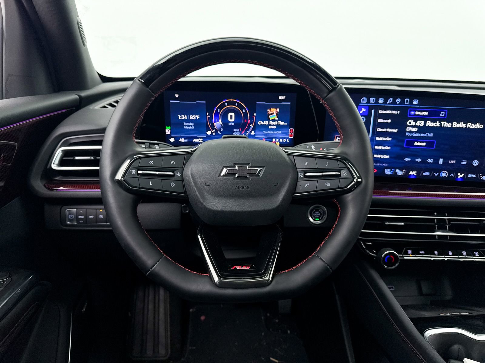 Used 2024 Chevrolet Traverse RS w/ LPO, Floor Liner Package image 4