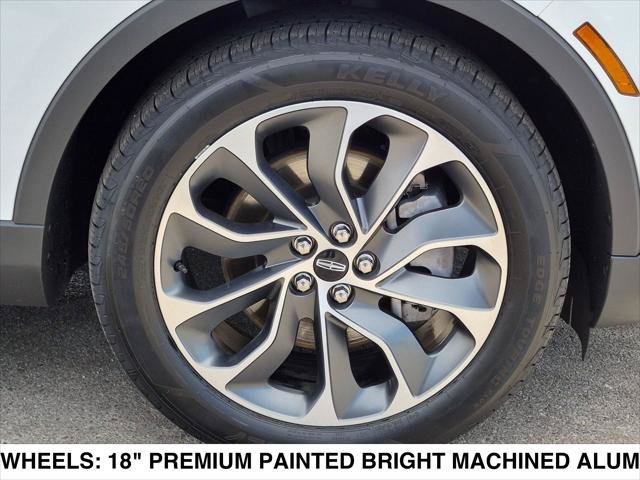Certified 2023 Lincoln Nautilus Reserve w/ Luxury Package FWD image 9