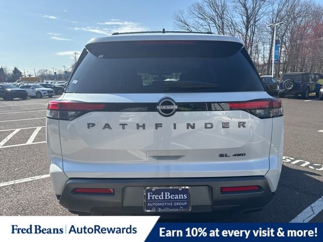 New 2026 Nissan Pathfinder SL image 7