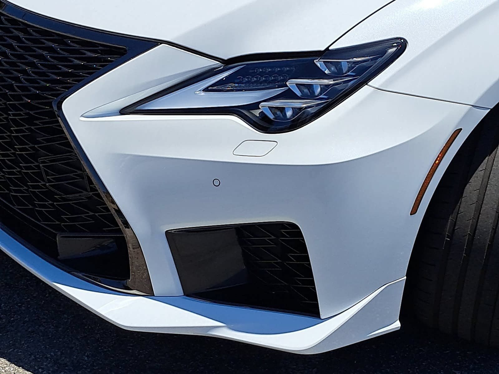 Used 2024 Lexus RC F w/ Premium Package RWD image 33