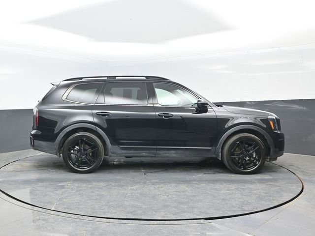Used 2025 Kia Telluride EX X-Line image 3