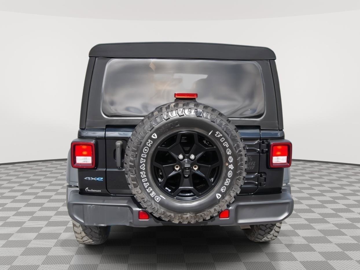 Used 2023 Jeep Wrangler Unlimited w/ Cold Weather Group AWD/4WD image 6