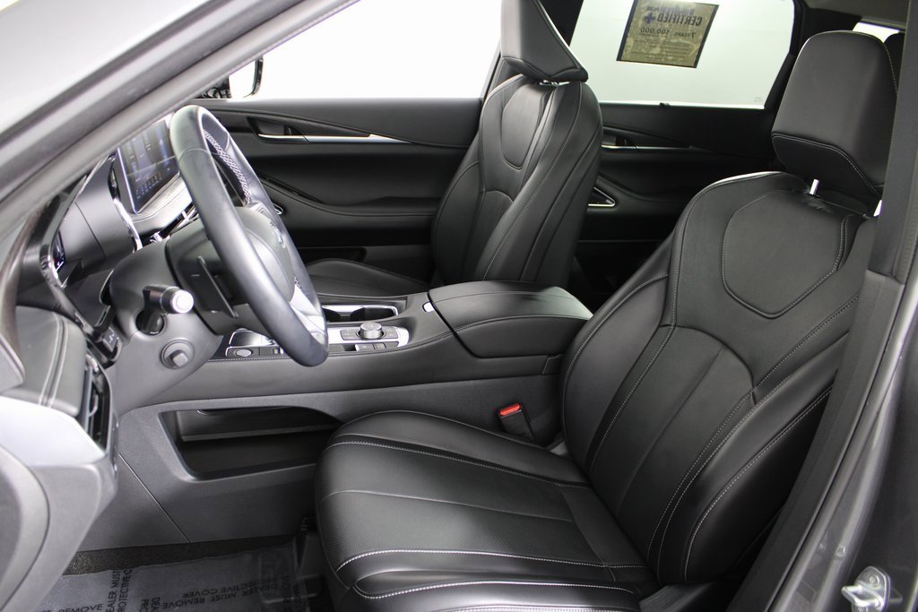 Used 2023 INFINITI QX60 Sensory w/ Cargo Package image 16