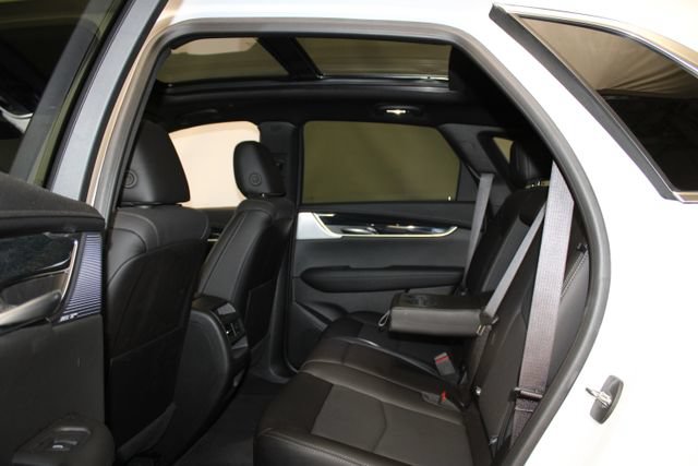 Certified 2024 Cadillac XT5 Premium Luxury AWD/4WD image 11