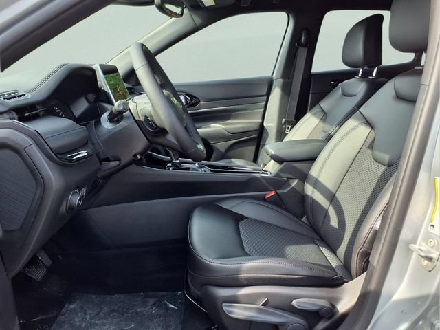 New 2026 Jeep Compass Latitude AWD/4WD image 17