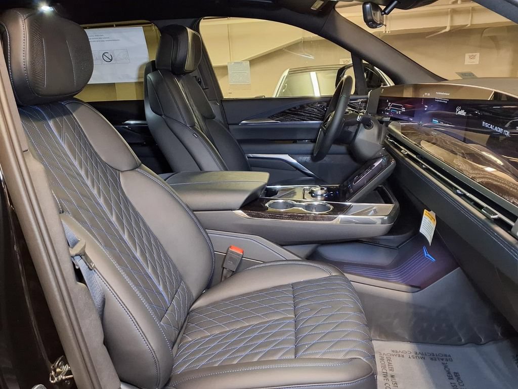 New 2026 Cadillac Escalade IQL Luxury AWD/4WD image 5