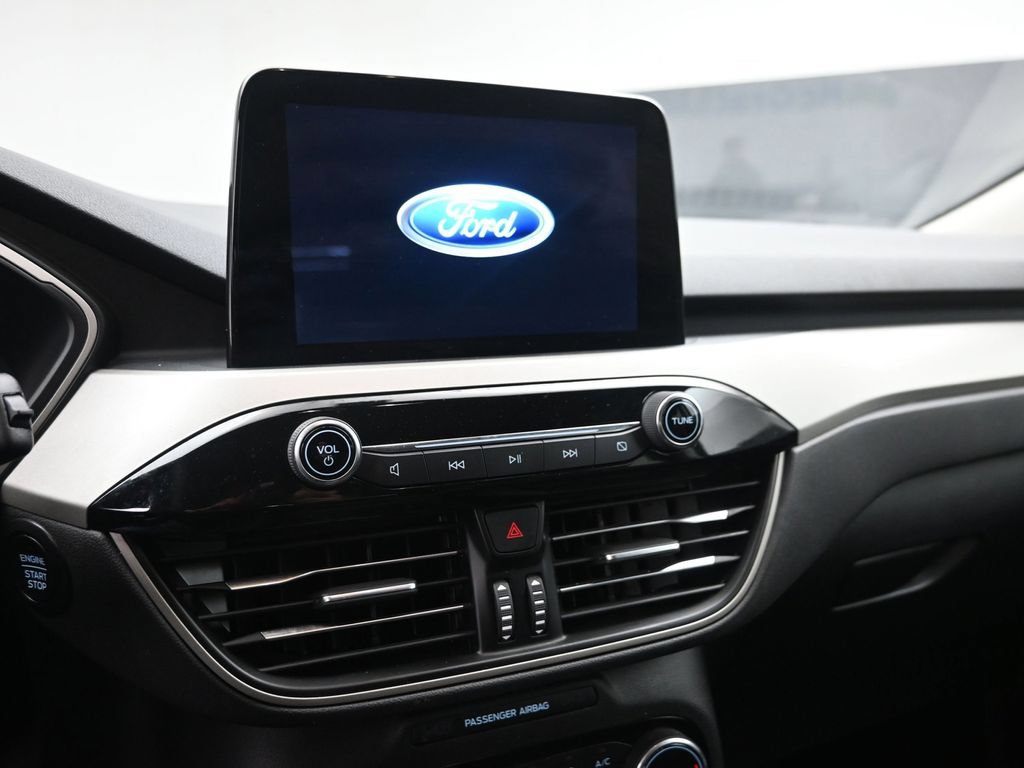 Used 2022 Ford Escape SEL w/ Technology Package FWD image 20