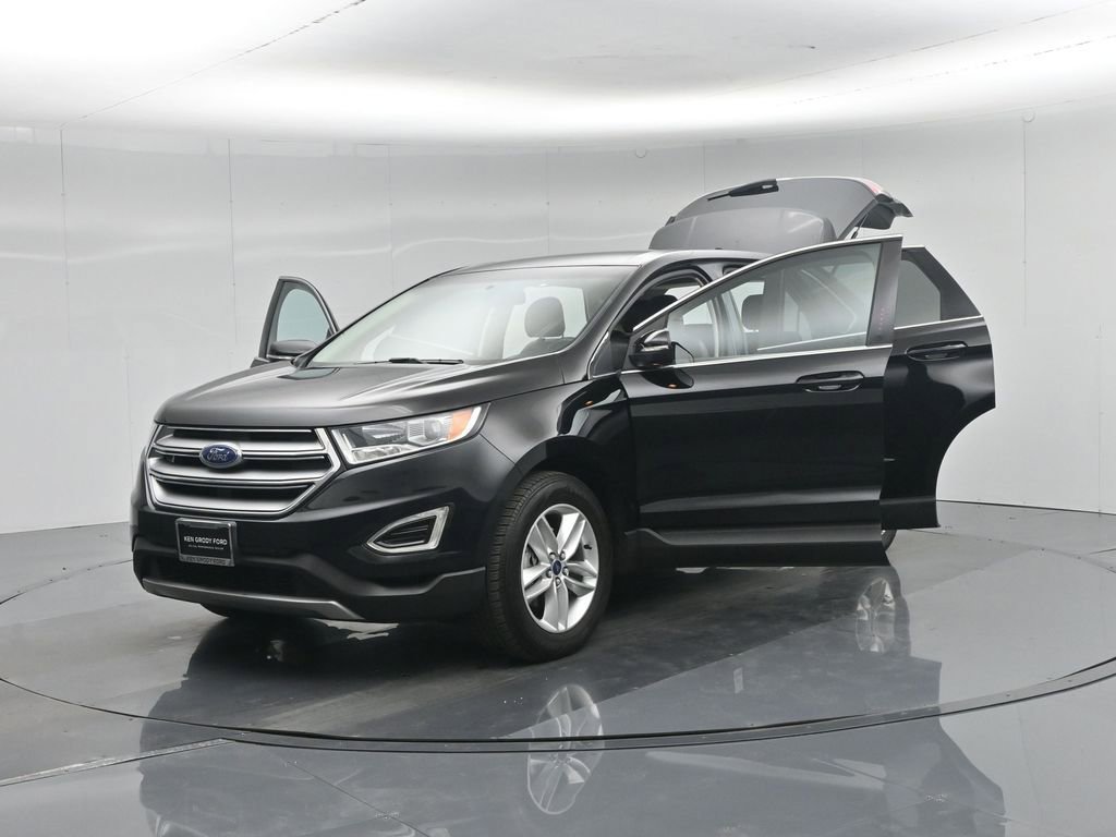 Used 2016 Ford Edge SEL image 28