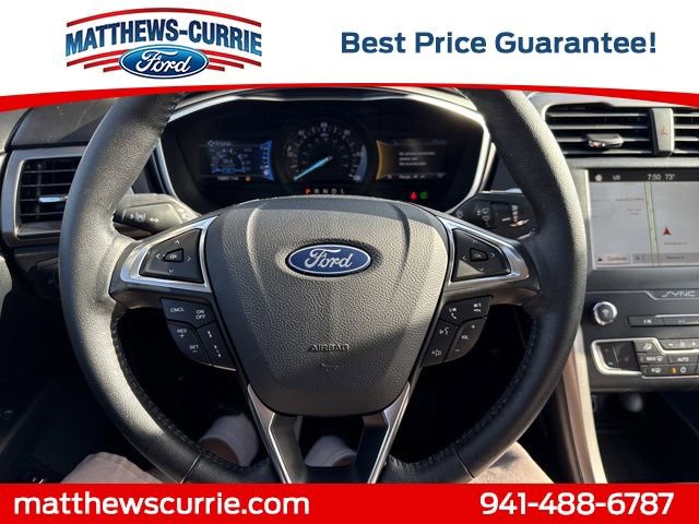 Used 2019 Ford Fusion SEL FWD image 16