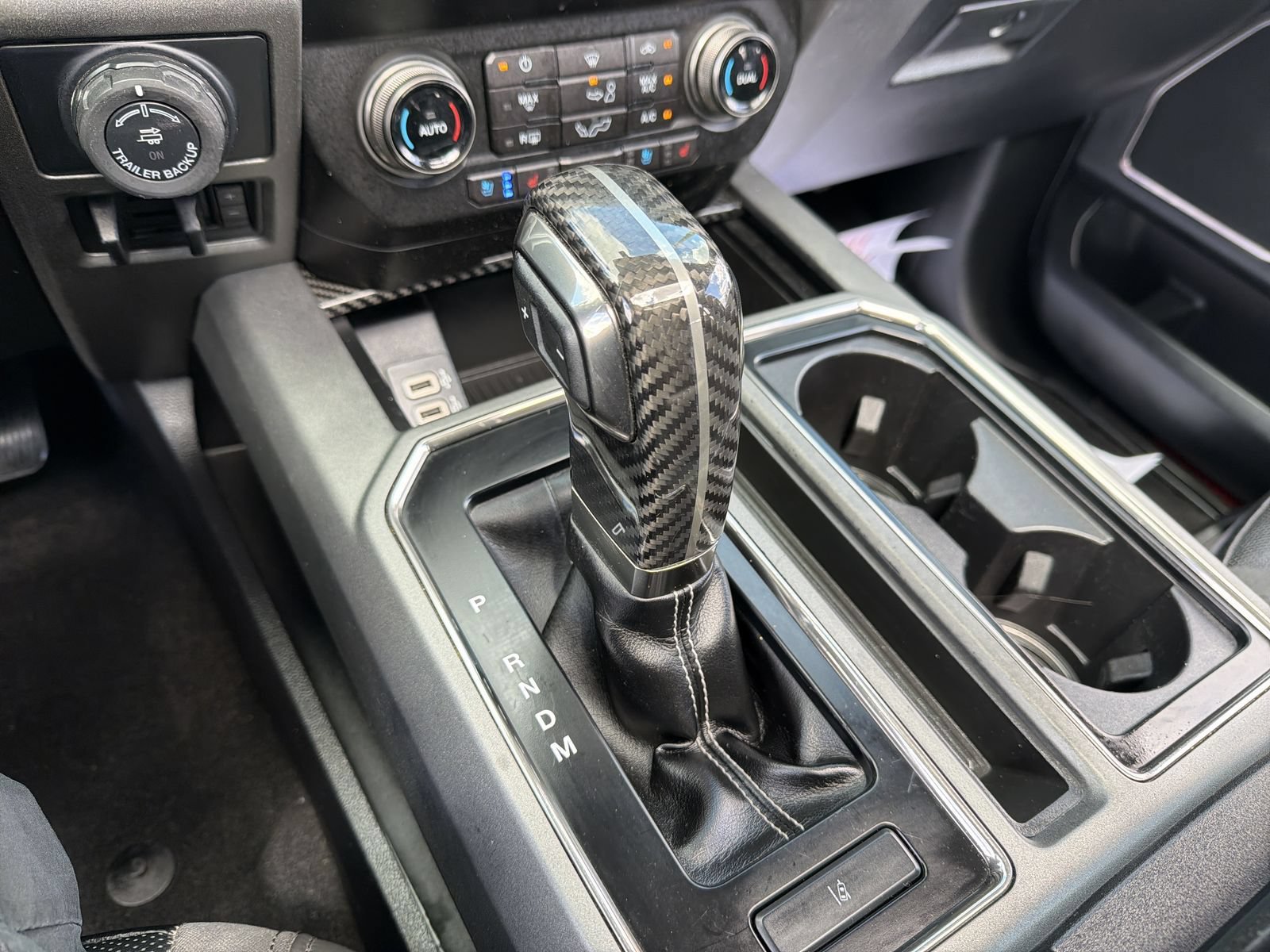 Used 2019 Ford F150 Raptor w/ Equipment Group 802A Luxury AWD/4WD image 42