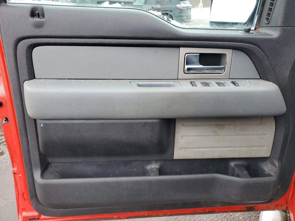 Used 2011 Ford F150 XLT w/ Trailer Tow Pkg image 17